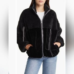 UGG Marlene Sherpa Jacket II. Size L